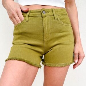 ✨NWT Matcha Green Judy Blue Frayed Hem Ultimate Stretch Shorts